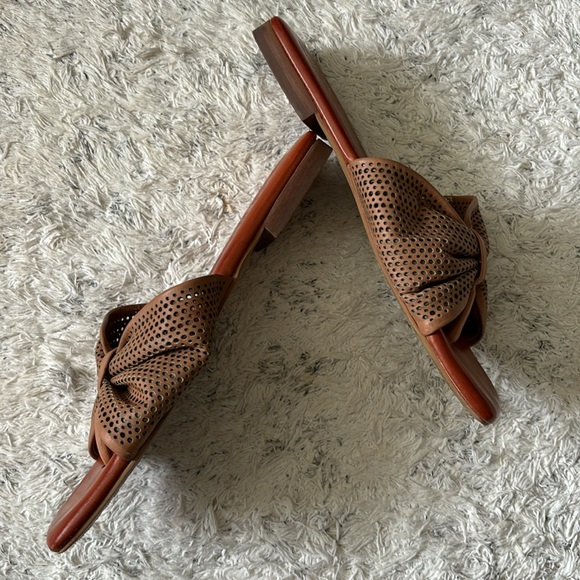 VINCE CUMATO cognac sandal - Picture 3 of 5